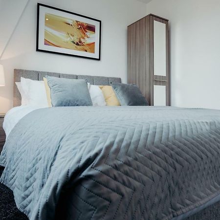 Serviced Apartments At Halifax House ฮาลิแฟกซ์ ภายนอก รูปภาพ